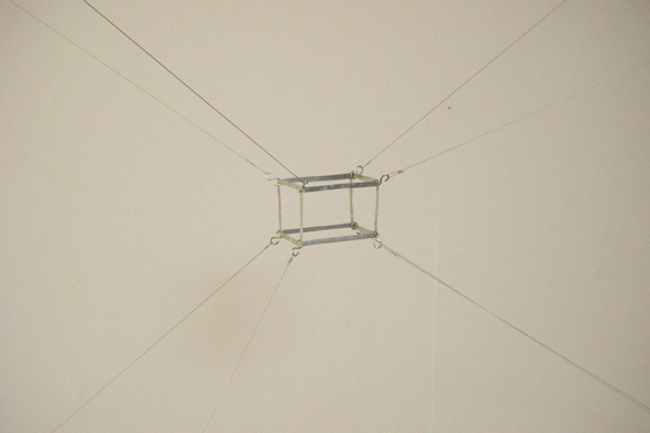 【空間の広がりを感じるさま。など】DM